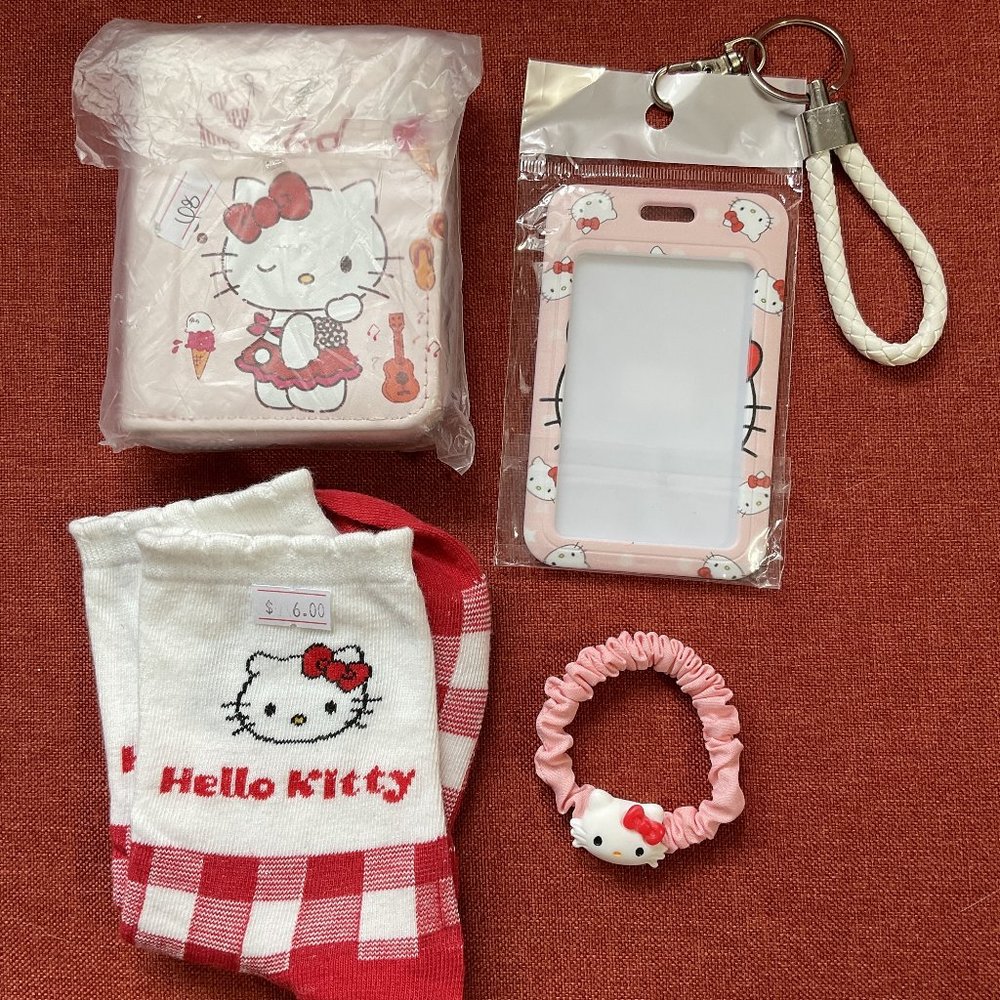Hello Kitty Wallet Bundle